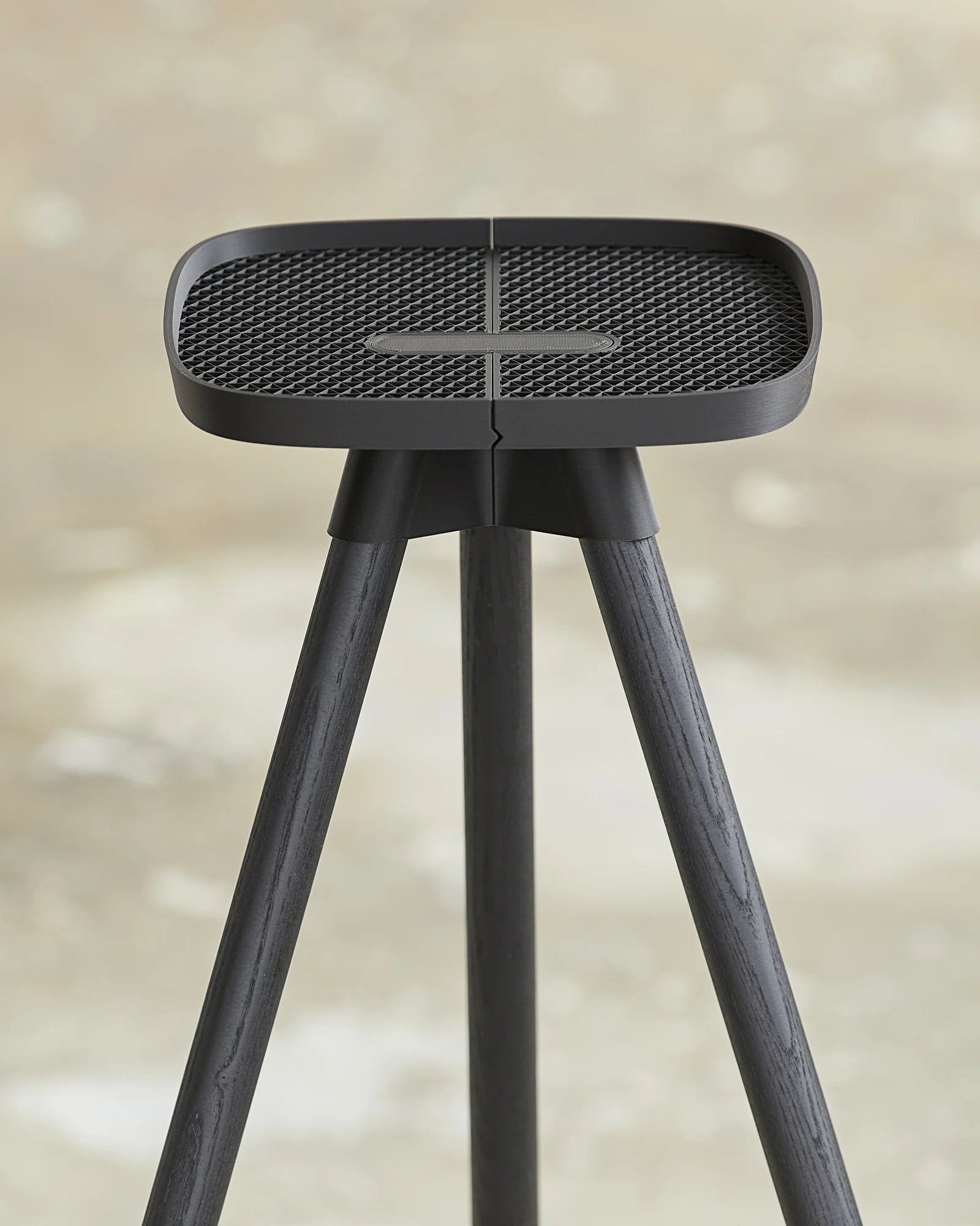 Tons Studio Väggfäste Natural Oak Road (32cm)