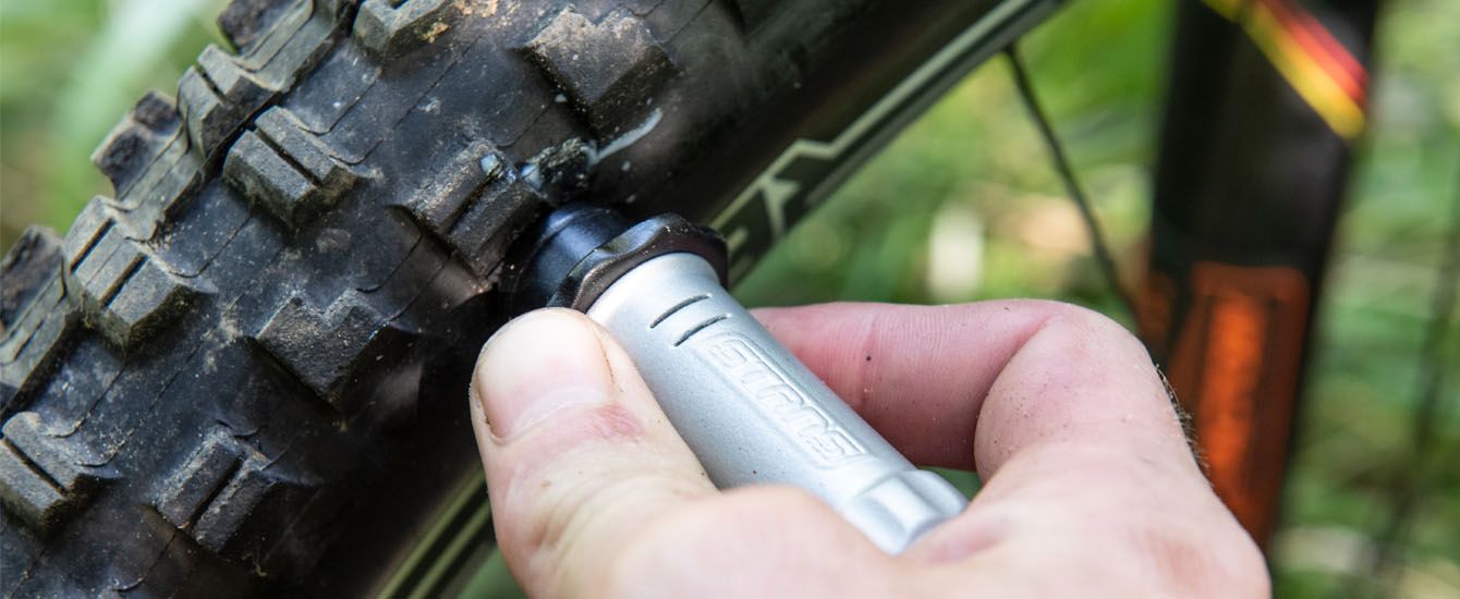Stan's DART Tool Tubeless pluggpåfyllning
